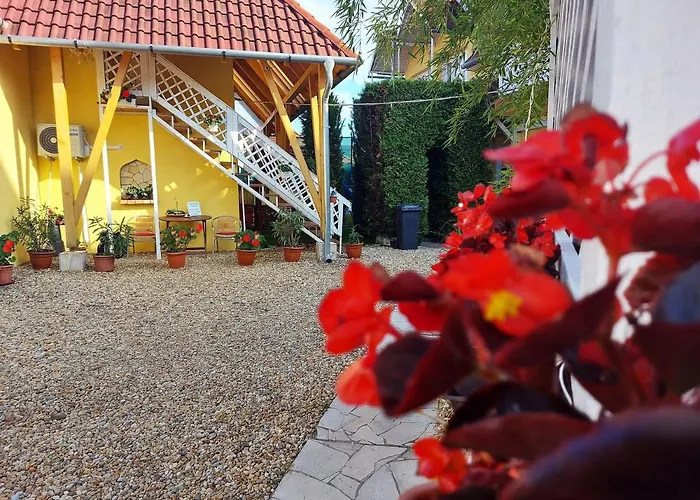 Apartament Castello Vendeg Es Apartmanhaz *