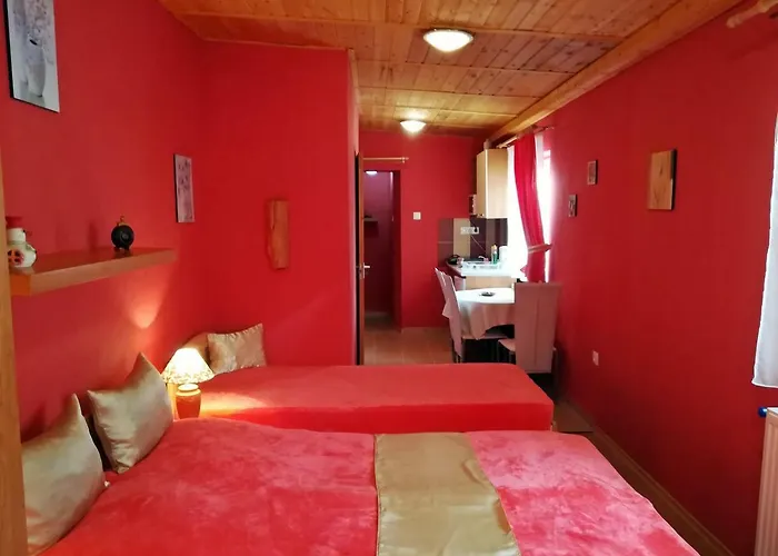 Castello Vendeg Es Apartmanhaz Apartmán Eger