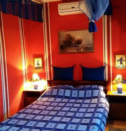 Apartment Castello Vendeg Es Apartmanhaz Eger