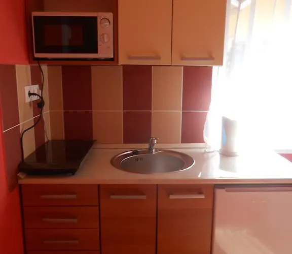 Appartement Castello Vendeg Es Apartmanhaz *