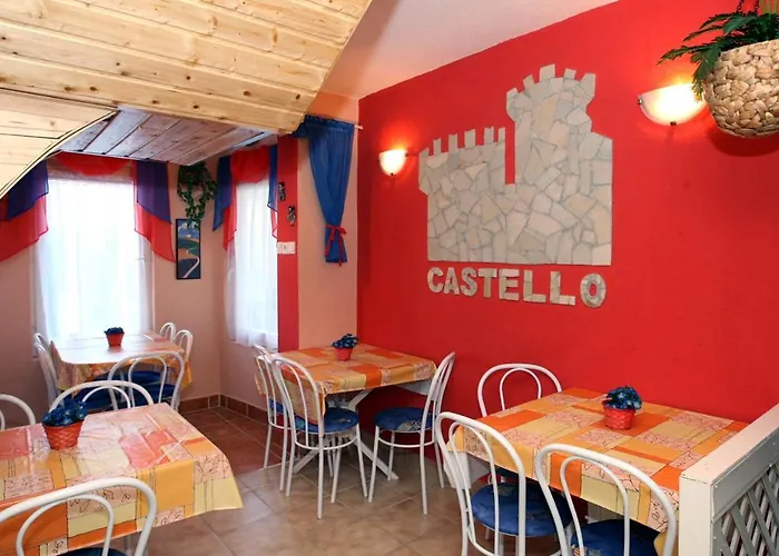 Appartement Castello Vendeg Es Apartmanhaz *